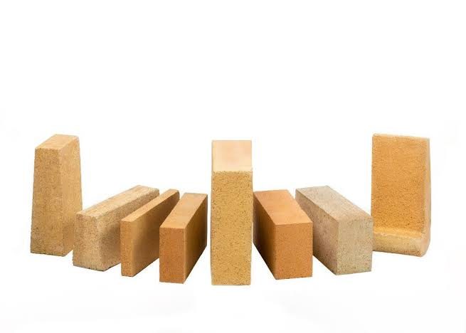 Range of refractory and insulating firebricks